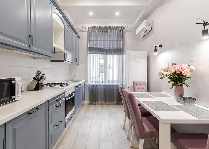 Apartamento Royal On Lysenka 5 *